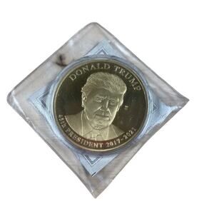 American Mint Presidential Dollar Trials Donald J. Trump 24kt Gold Layered Coin